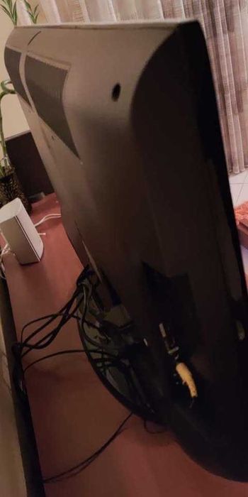 TV SAMSUNG LE32A557P2F - 80 cm - 32 Polegadas - Para reparação ou peças !