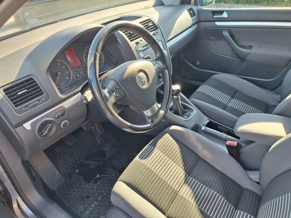 Vw Golf V 1.4 benzyna 80 KM LPG 2008r.