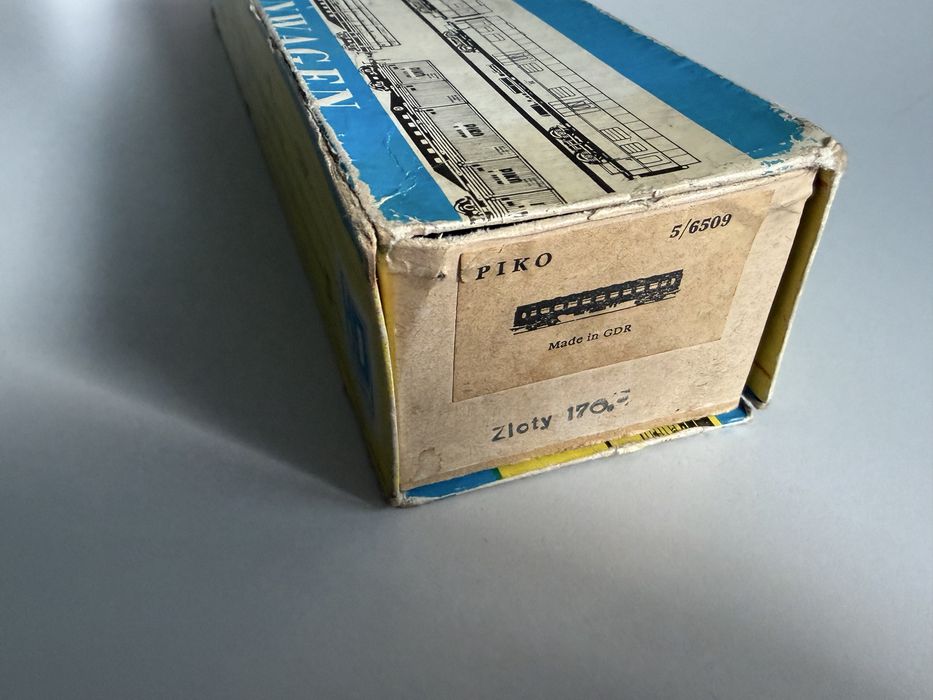 Sprzedam wagon osobowy  H0 PIKO DR 5/6509