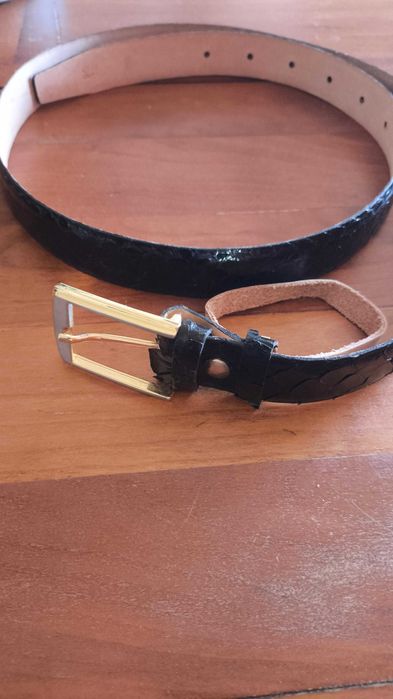 Cinto em pele preto - 95 cm