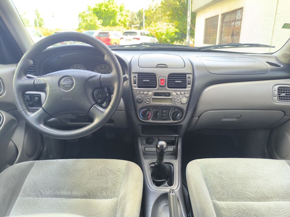 Nissan Almera 1.5 Gasolina e GPL Ar Condicionado a Funcionar