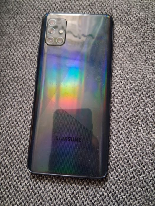 Продам телефон SAMSUNG A51