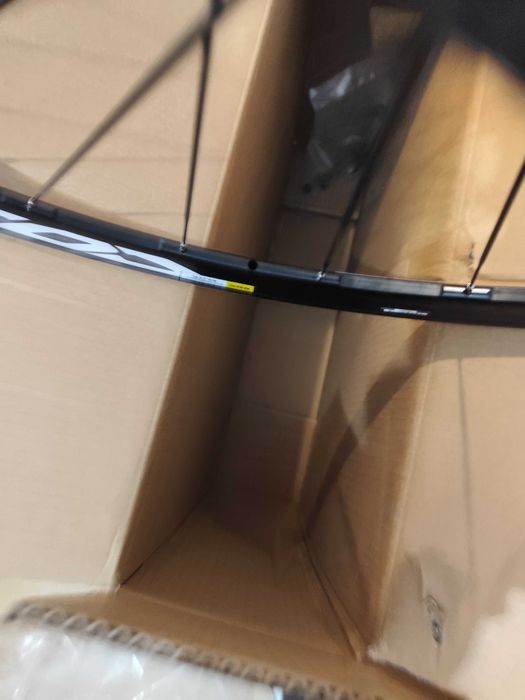 Rodas Mavic Cosmic novas