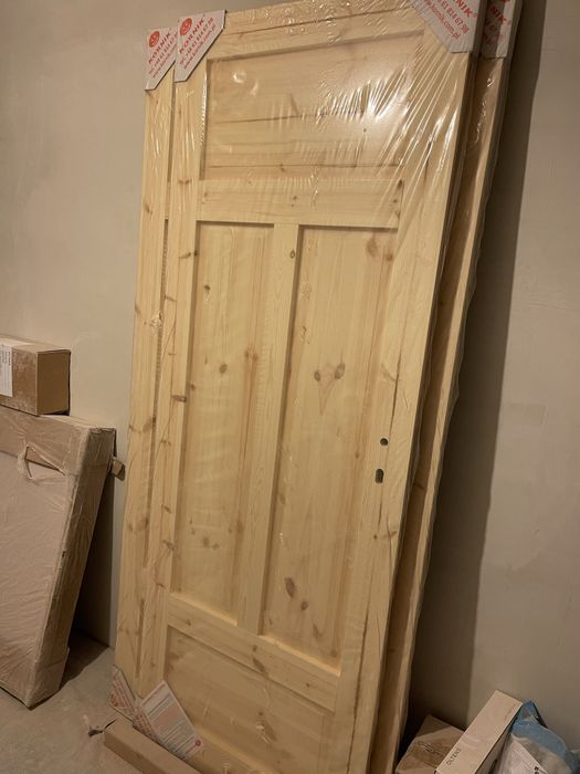 Drzwi wewnętrzne sosna 90