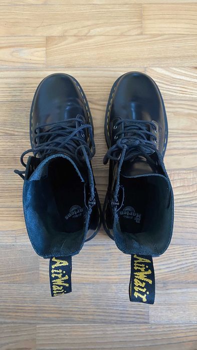 Dr. Martens Jadon