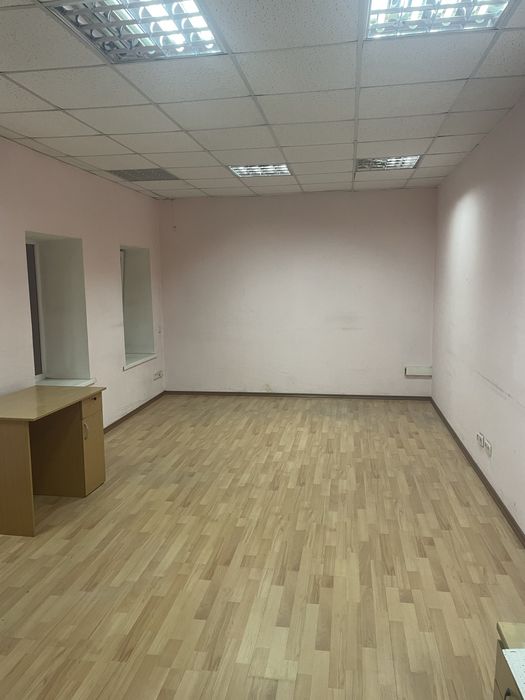 Продам офис 40 кв.м ул.Руденко 6а БЦ Колизей