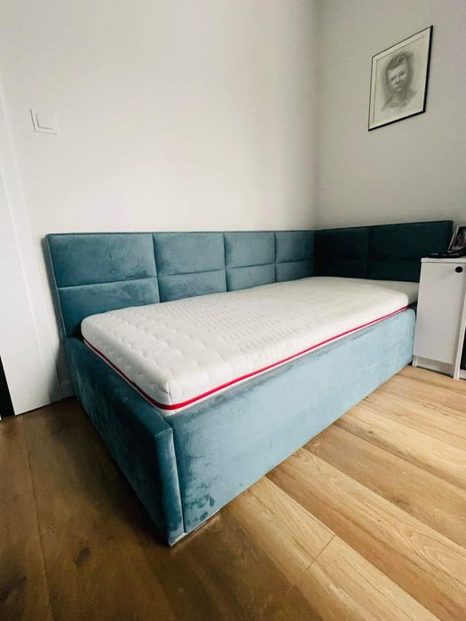 Łóżko narożne dziecięce młodzieżowe tapicerowane panele kafelki stelaż