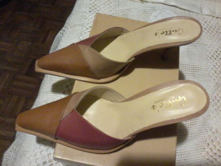 Sandália mules tricolor e outros 37 - tudo a 10€ em Lisboa