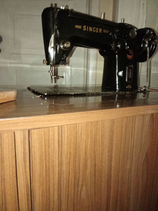 Vintage Singer Sewing Machine