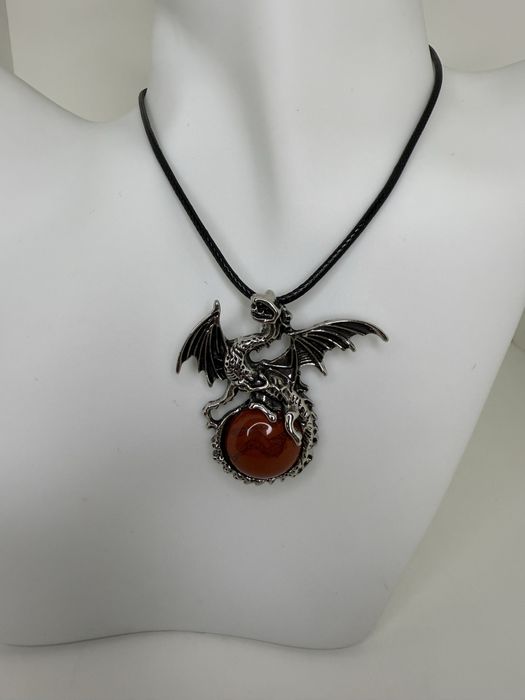 Naszyjnik smok czerwony kamień smok
