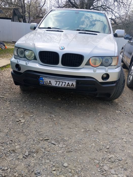 Продам БМВ  Х5  є 37 3 л Дізель
