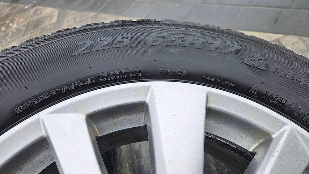 Koła zimowe Mazda - alufelgi 17" + opony Delinte Winter WD42