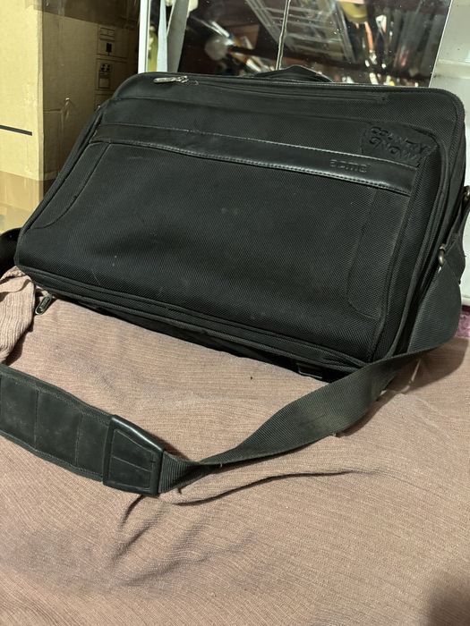 Портфель доя ноутбука б/у