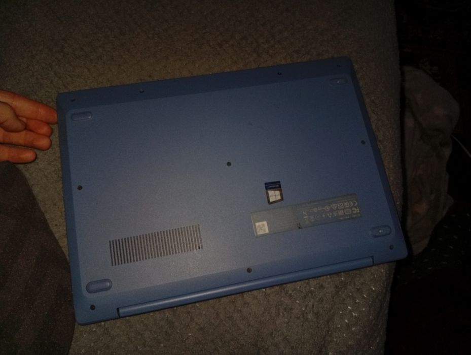 Продам ноутбук в робочому стані