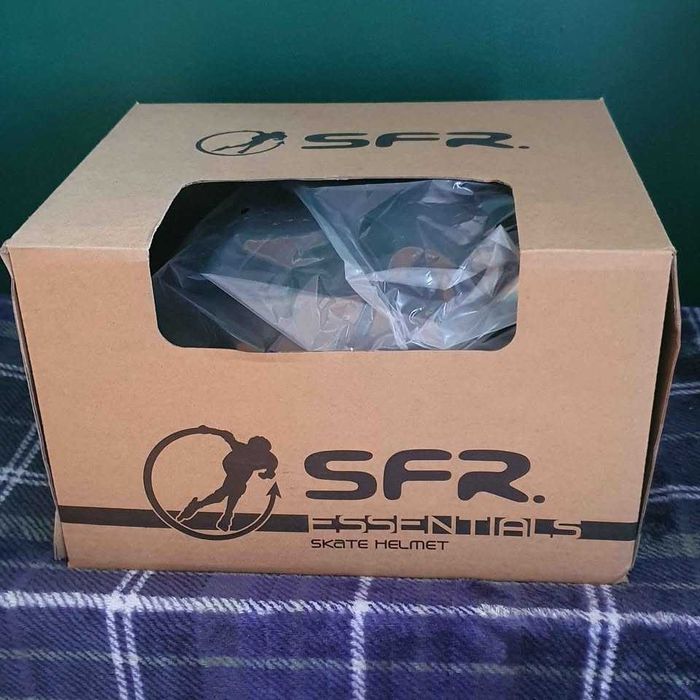 SFR Helmets | Capacete de Skate - Novo * Skate Helmet - New