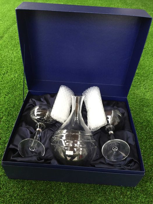 Decanter e dois copos em Cristal Superior