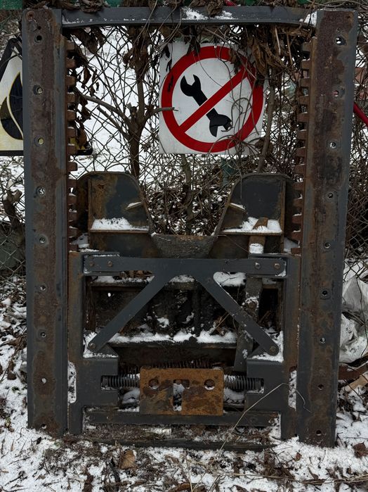 Продам седло на тягач JOST со сдвижным механизмом и пневмо