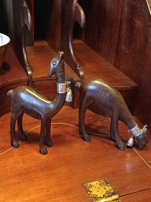 Esculturas Madeira e Prata Contrastada iLaria 925 12 cm