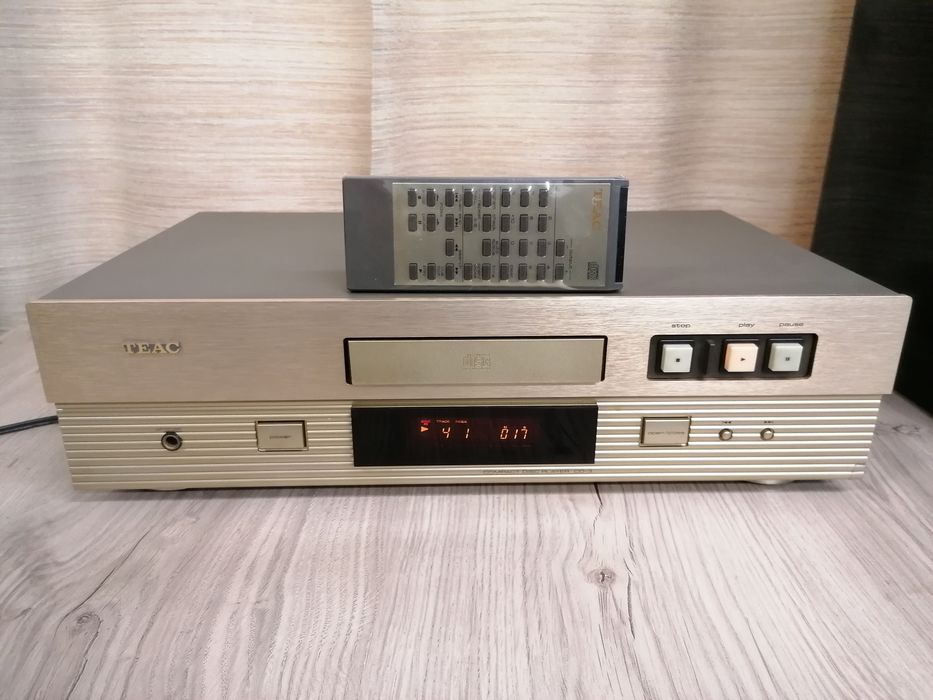 Проигрыватель компакт дисков TEAC CD-3: 7 200 грн. - Cd / md / вінілові ...
