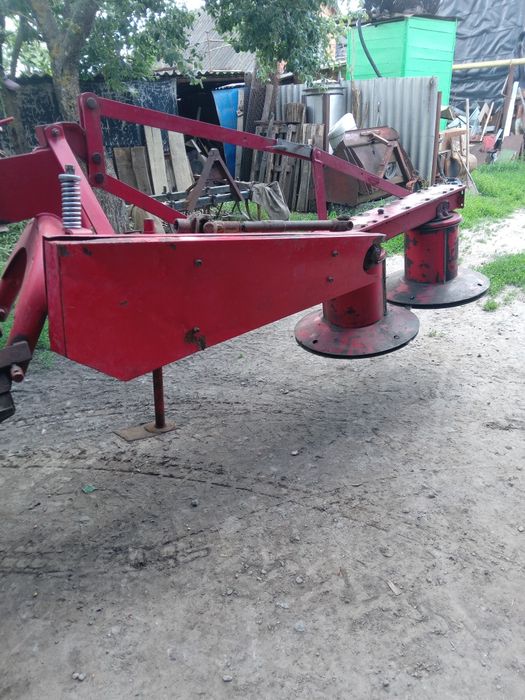 Продам косарку роторну