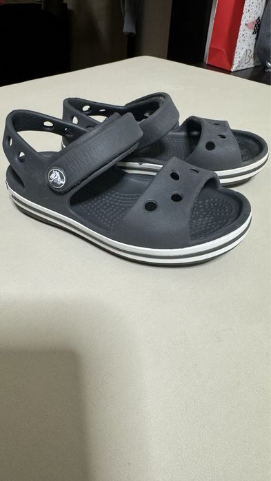 Сандалі crocs С8