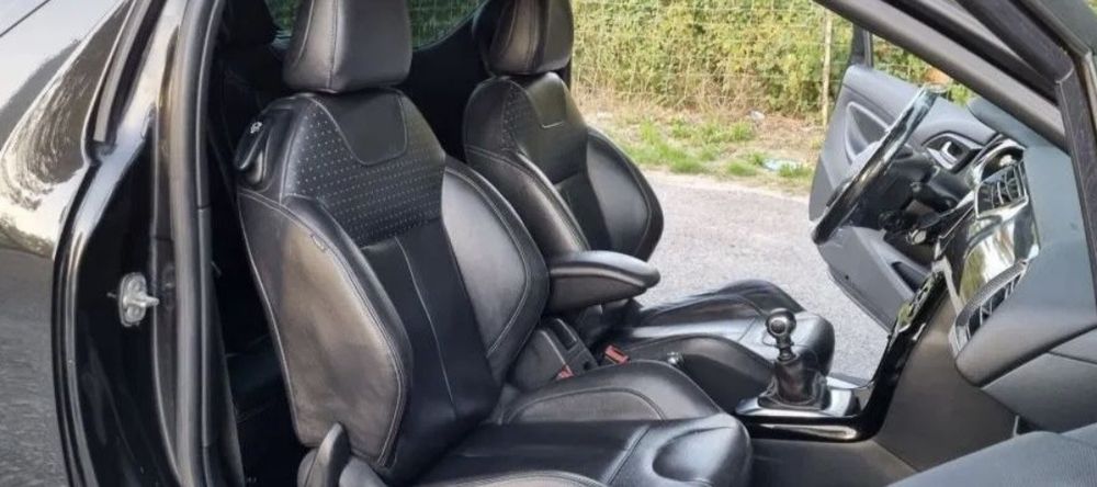 Citroën DS3 1.6 e-HDi SportChic | 115cv | Full Extras