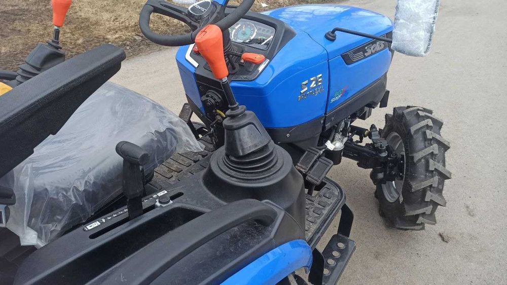 Трактор Соліс Solis 26 бокова куліса, дуга безпеки