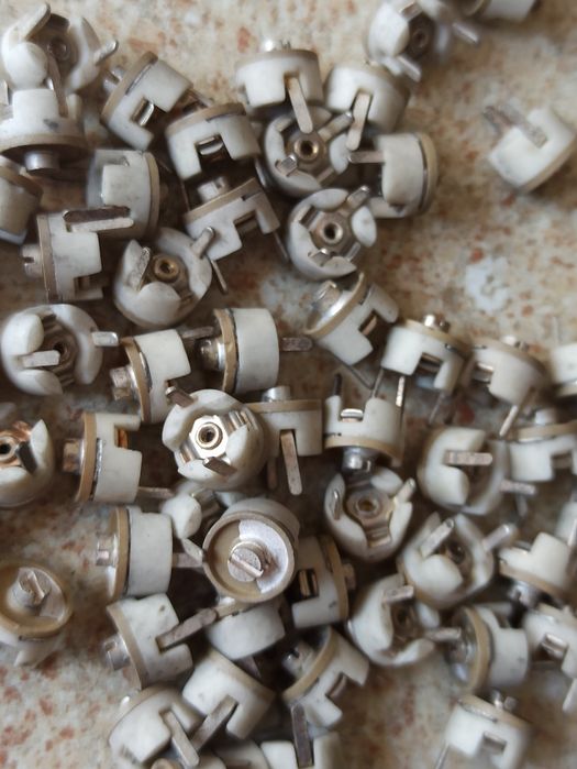 Trymery ceramiczne UNITRA CERAD 8/30pf -Zestaw PRL/NOS