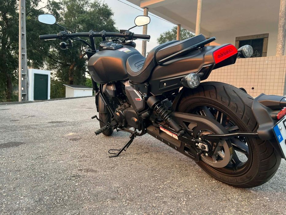 Moto Blutoc v- Bob 250cc / 2025