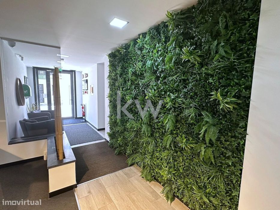 Espaço Comercial de Excelência no Centro do Pinhal Novo – 300m2 Totalm