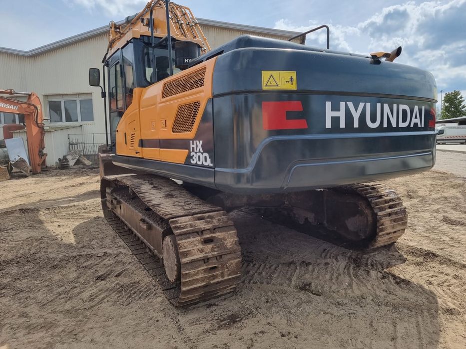 Продам экскаватор Hyundai HX 300 L , 2018 г