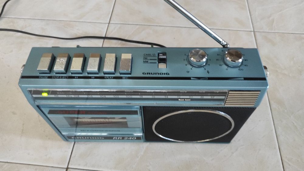 Radio vintage Grundig RR 240