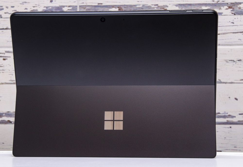 Microsoft Surface Pro 9 8/256gb