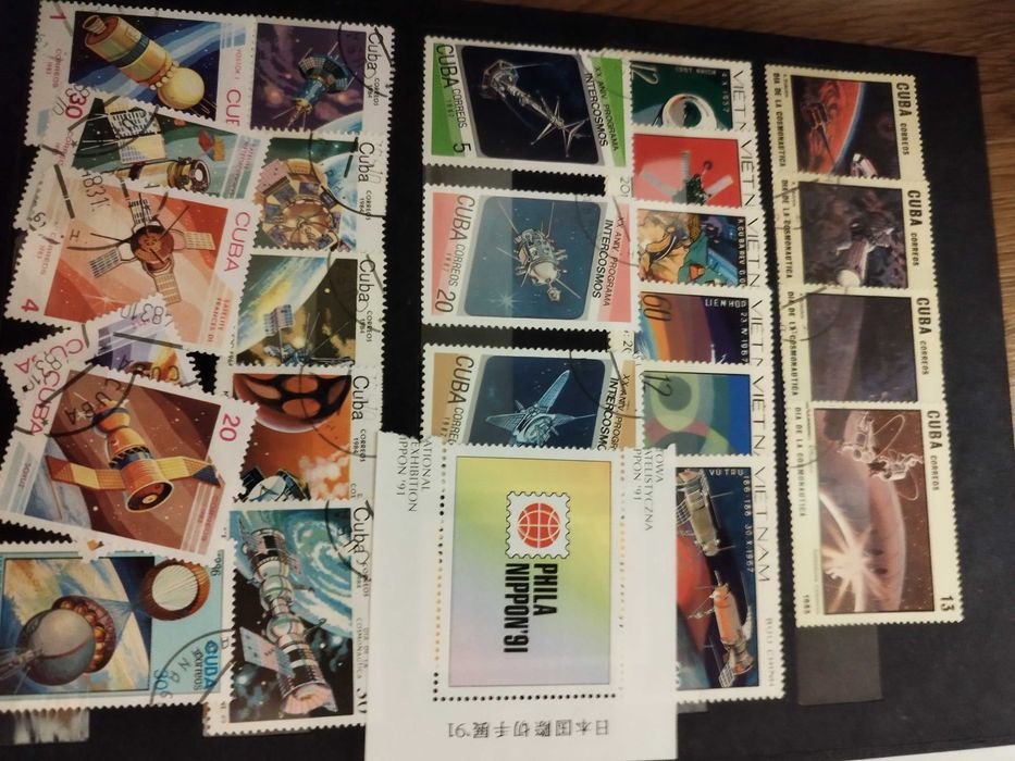 Monety banknoty znaczki