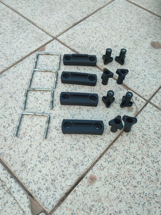 Bagageira de máximo 50kg (320 litros)