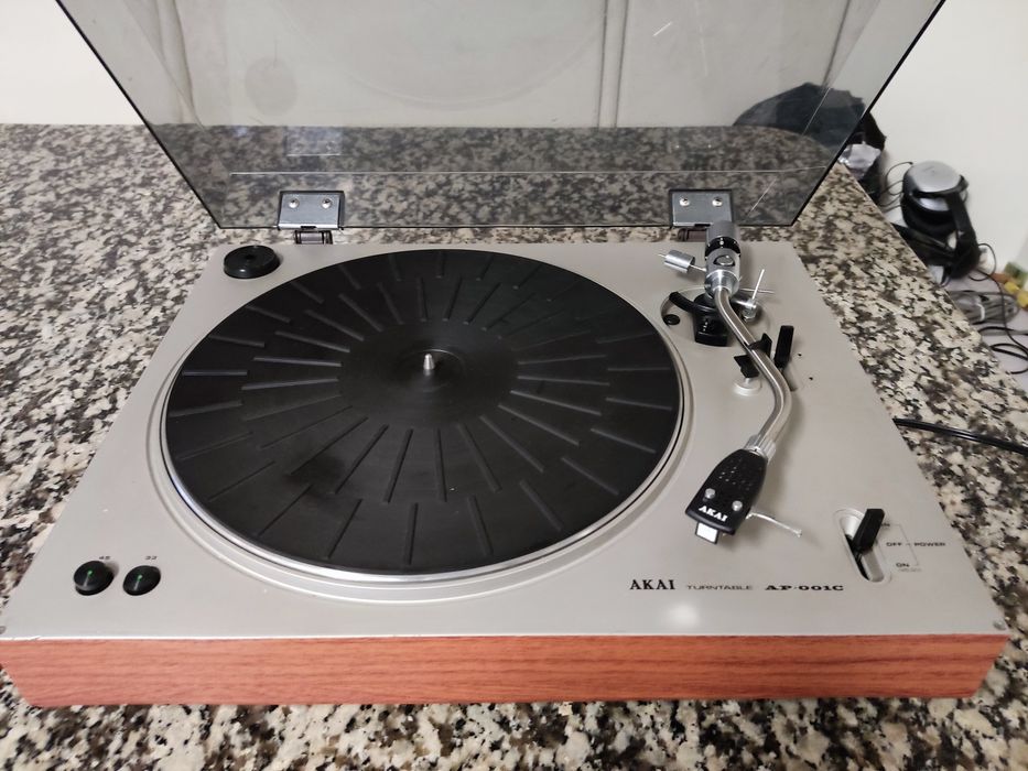 Akai AP 001 C. Como novo