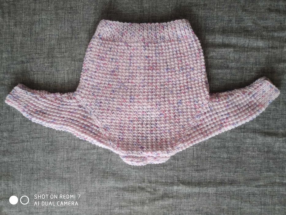 Sweterek niemowlęcy dla dziewczynki rozm 62-68cm[3-6mies]