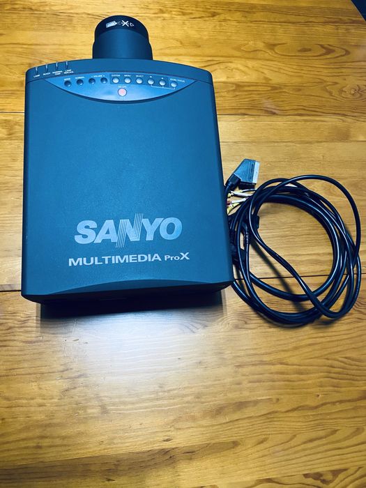 Sanyo Multimedia ProX PLC-5505E64751703736833122