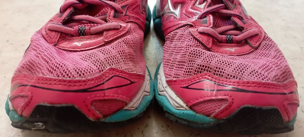 Жіночі кросівки Mizuno Wave Sky Running Shoes - Tough Mudder