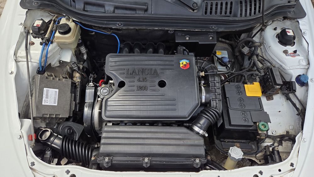 Lancia Y 1.2 16V Gasolina