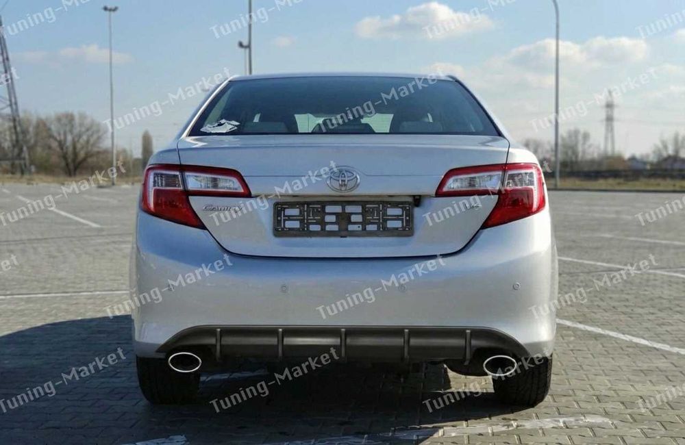 Накладка на задний бампер Диффузор Toyota Camry 50 EU USA