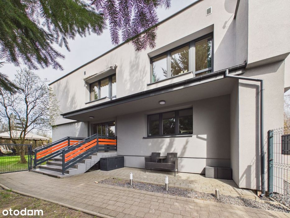 Centrum / działalność + mieszkanie / dwa osobne