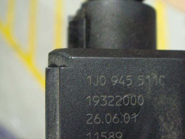 Interruptor De Pedal Luz De Travão Volkswagen Golf Iv (1J1)