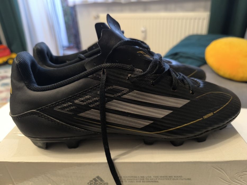 Korki Adidas F50 rozm. 44 2/3