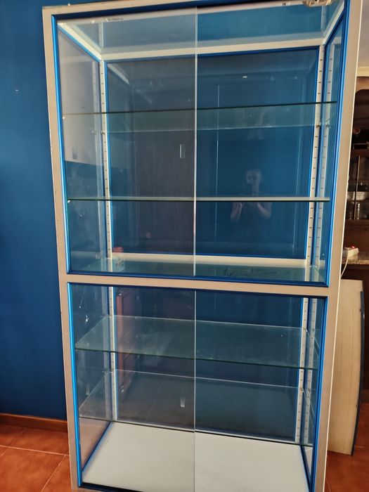 Vitrine em vidro