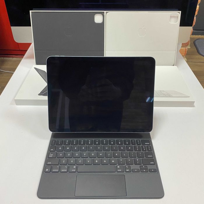 Apple Magic Keyboard for iPad Pro/Air 11 12.9 дюймів Гарантія