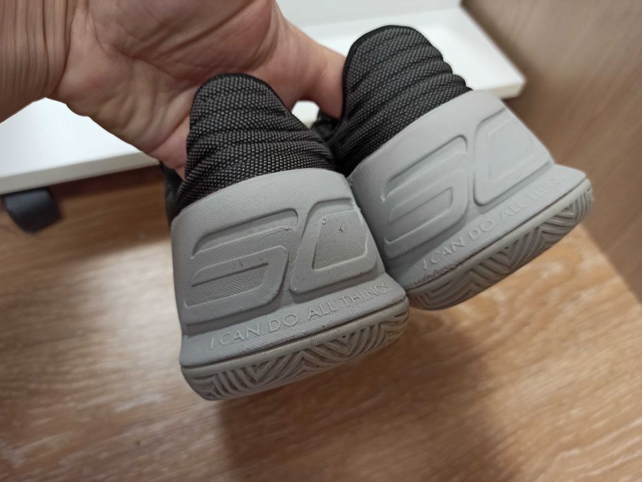 Кросівки Under Armour Curry 3 Low 35-36 р/22,5 см кроссовки оригинал