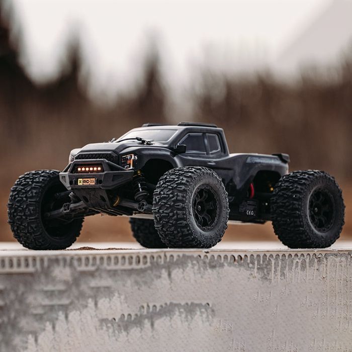 Машинка на радиоуправлении Rlaarlo omni terminator carbon fibre version