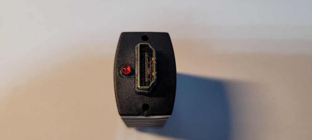 Aktywny łącznik HDMI - HDMI, LED.