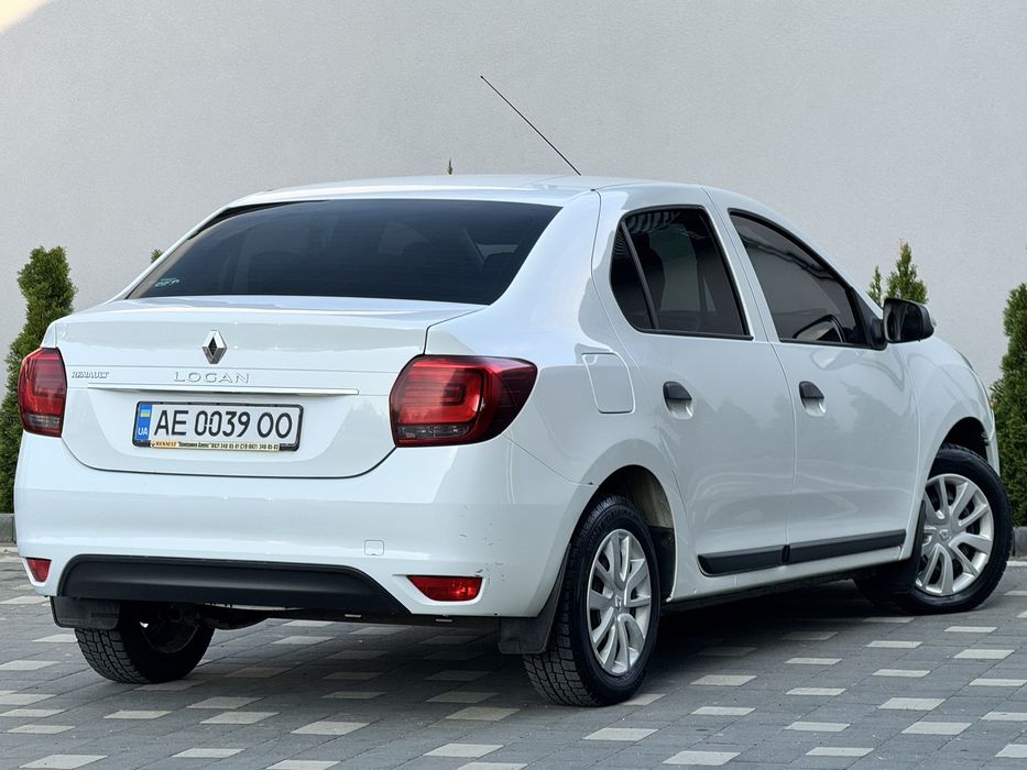 Renault Logan Sedan